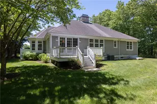 9 Newbury Dr, Westerly, RI 02891 - Photo 4