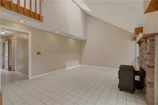 13 Fox Run, Portsmouth, RI 02871 - Photo 20