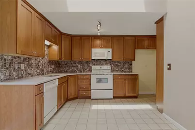 13 Fox Run, Portsmouth, RI 02871 - Photo 16