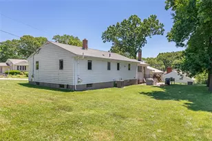 20 Terrace Ave, Cumberland, RI 02864 - Photo 30