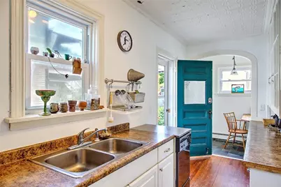 73 Child Street, Warren, RI 02885 - Photo 20