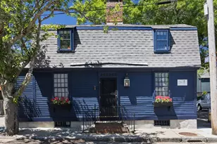 15 Willow St, Newport, RI 02840 - Photo 1