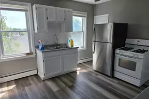 216 Maplewood Ave, Cranston, RI 02920 - Photo 10