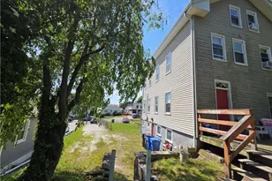 216 Maplewood Ave, Cranston, RI 02920 - Photo 4