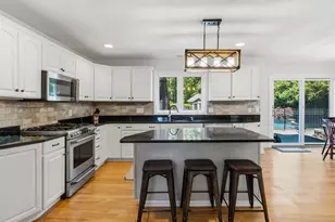 134 Wickham Rd, North Kingstown, RI 02852 - Photo 18