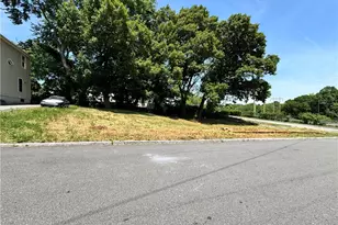 180 Berkshire St, Providence, RI 02908 - Photo 20