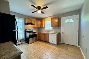 180 Berkshire St, Providence, RI 02908 - Photo 4