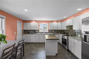 154 Mt St Charles Ave, Woonsocket, RI 02895 - Photo 8
