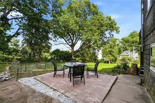 203 Mt St Charles Ave, Woonsocket, RI 02895 - Photo 32