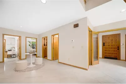 14 Maxcy Drive, Providence, RI 02906 - Photo 10