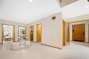 14 Maxcy Dr, Providence, RI 02906 - Photo 10