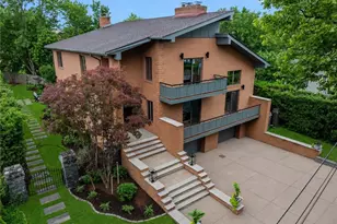 14 Maxcy Dr, Providence, RI 02906 - Photo 2