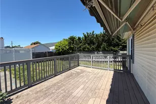 28 Richland St, Cranston, RI 02910 - Photo 18