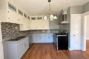 28 Richland St, Cranston, RI 02910 - Photo 8