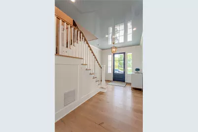 39 Avondale Road, Westerly, RI 02891 - Photo 4