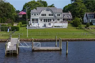 39 Avondale Rd, Westerly, RI 02891 - Photo 2