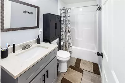 872 Branch Avenue, Providence, RI 02904 - Photo 24