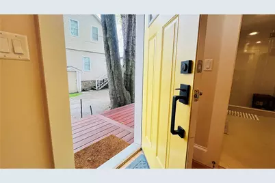 35 Memorial Boulevard #1, Newport, RI 02840 - Photo 24