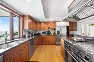 205 Indian Ave, Portsmouth, RI 02871 - Photo 20