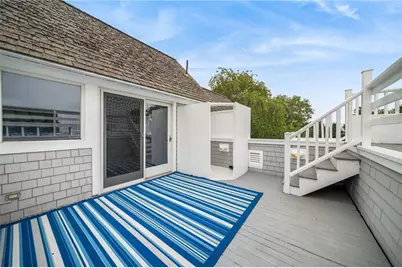 205 Indian Avenue, Portsmouth, RI 02871 - Photo 10