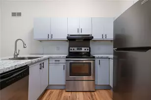 875 Halifax Dr, Warwick, RI 02886 - Photo 16