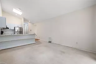 875 Halifax Dr, Warwick, RI 02886 - Photo 14