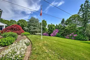 251 Succotash Rd, South Kingstown, RI 02879 - Photo 6