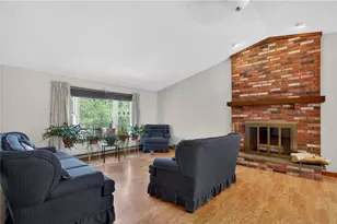 27 Metro Dr, Coventry, RI 02816 - Photo 12