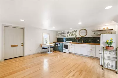 27 Padelford Street, Providence, RI 02906 - Photo 10