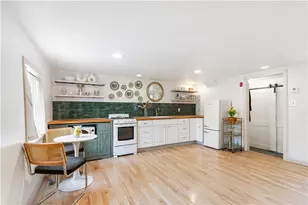 27 Padelford St, Providence, RI 02906 - Photo 14
