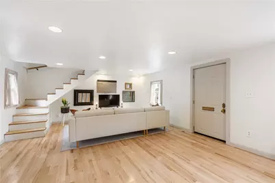 27 Padelford Street, Providence, RI 02906 - Photo 8