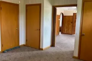 10 Holland St, Cranston, RI 02920 - Photo 6