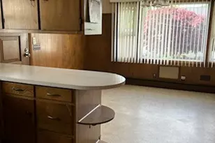 10 Holland St, Cranston, RI 02920 - Photo 14