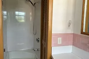 10 Holland St, Cranston, RI 02920 - Photo 12