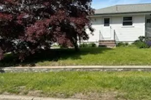 10 Holland St, Cranston, RI 02920 - Photo 2