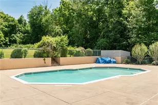 185 Manville Hill Rd Rd, Cumberland, RI 02864 - Photo 6