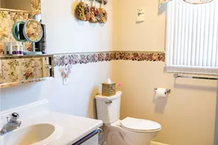 185 Manville Hill Rd Rd, Cumberland, RI 02864 - Photo 26