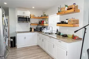 33 Ridge St St, Cranston, RI 02920 - Photo 12