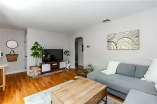 111 Isabella Ave, Providence, RI 02908 - Photo 6