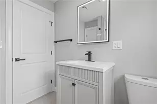 408 Cahill St, Providence, RI 02905 - Photo 20