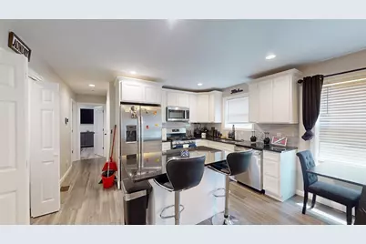 39 Derry Street, Providence, RI 02908 - Photo 4
