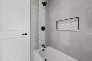 200 Narragansett Ave, Providence, RI 02907 - Photo 28