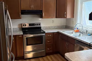 644 Elm St, Woonsocket, RI 02895 - Photo 6