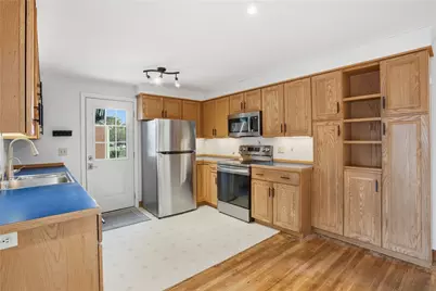 14 Dorothy Avenue, Portsmouth, RI 02871 - Photo 12