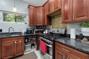 243 Killingly St, Providence, RI 02909 - Photo 38