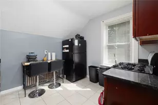 243 Killingly St, Providence, RI 02909 - Photo 28
