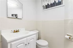 133 Tupelo Hill Dr, Cranston, RI 02920 - Photo 44
