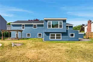 25 Stoneham St, Cranston, RI 02920 - Photo 38
