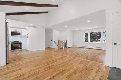 25 Stoneham Street, Cranston, RI 02920 - Photo 8
