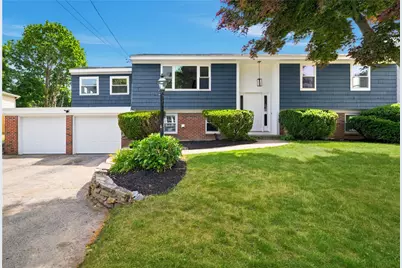 25 Stoneham Street, Cranston, RI 02920 - Photo 1